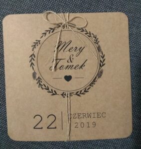 Etykieta weselna - element z oferty dekoracji weselnych